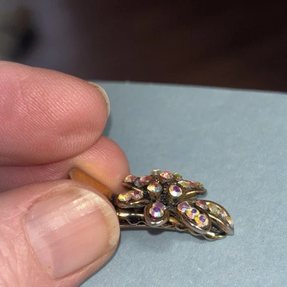 Vtg Tie Tac Aurora Borealis Tie Tac Or Pendant Gold Tone SNK 1" Multi-color - Picture 8 of 8